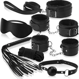 ZESTAW AKCESORIÓW DO BDSM - Z FUTERKIEM - PEJCZ, KAJDANKI, OPASKA NA OCZY, KNEBEL..... - 78034329 